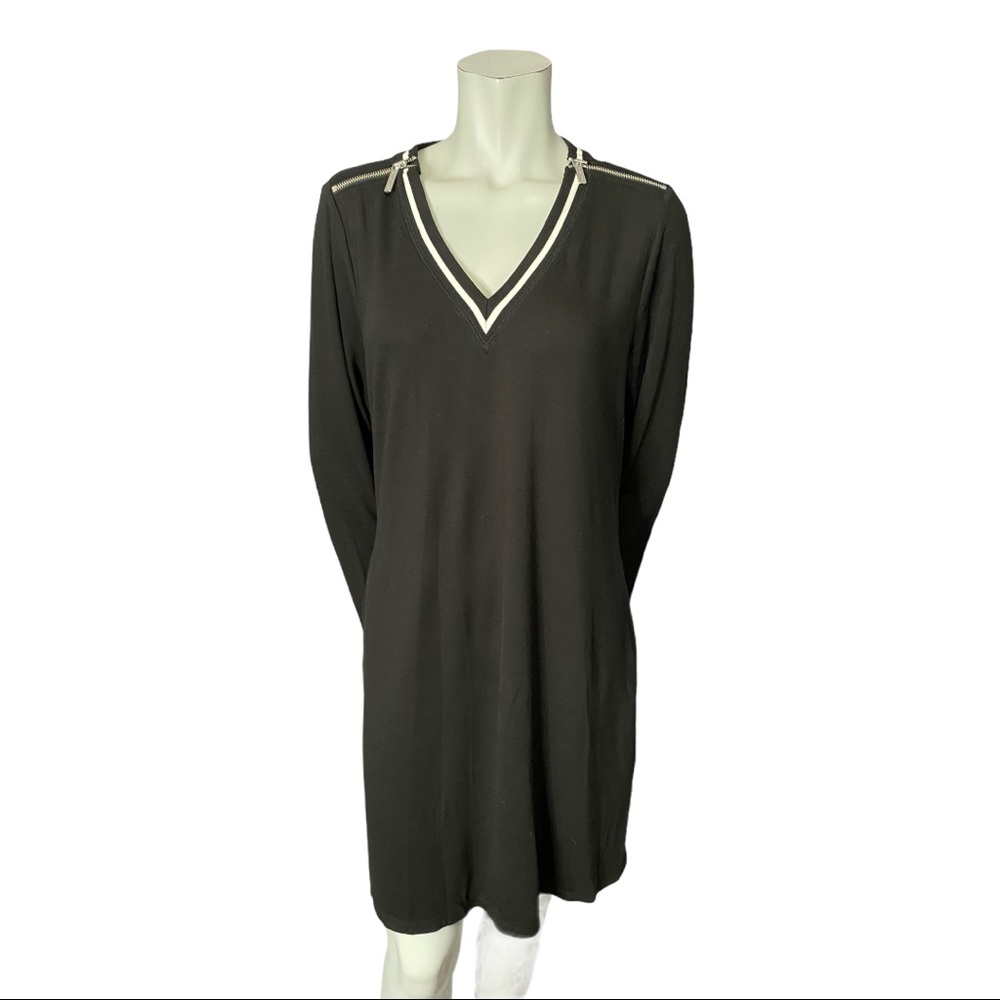 Long Sleeve V-Neck Black Dress with Contrast Trim
